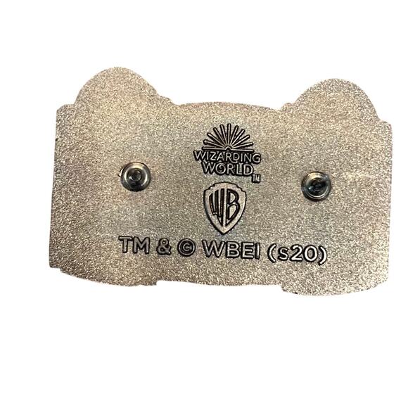 🖤Madam Malkin’s Harry Potter pin 4 for $20 - Picture 3 of 3